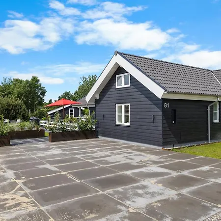 Semesterbostad Falki - 320m From The Sea By Interhome