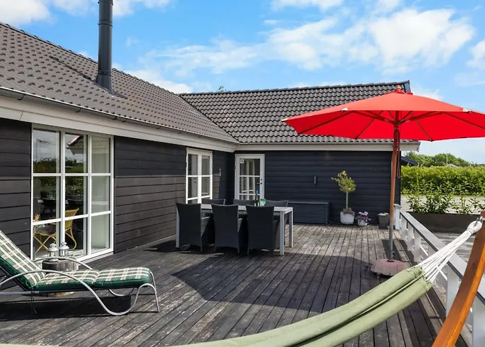 Falki - 320m From The Sea By Interhome Semesterbostad *